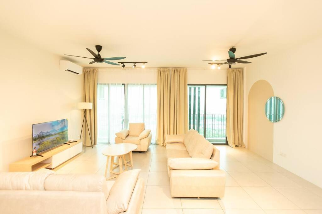 Apartment Floor Seaview Pent House 3br 11pax