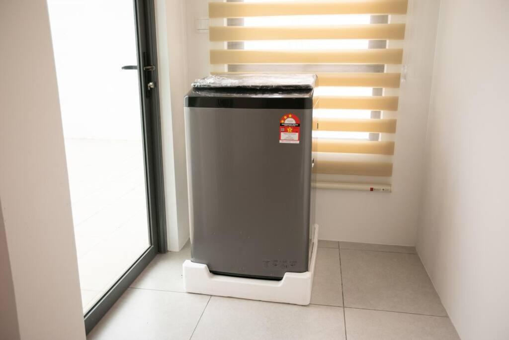 Floor Seaview Pent House 3br 11pax Apartment Perai